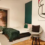 A&K Apartment