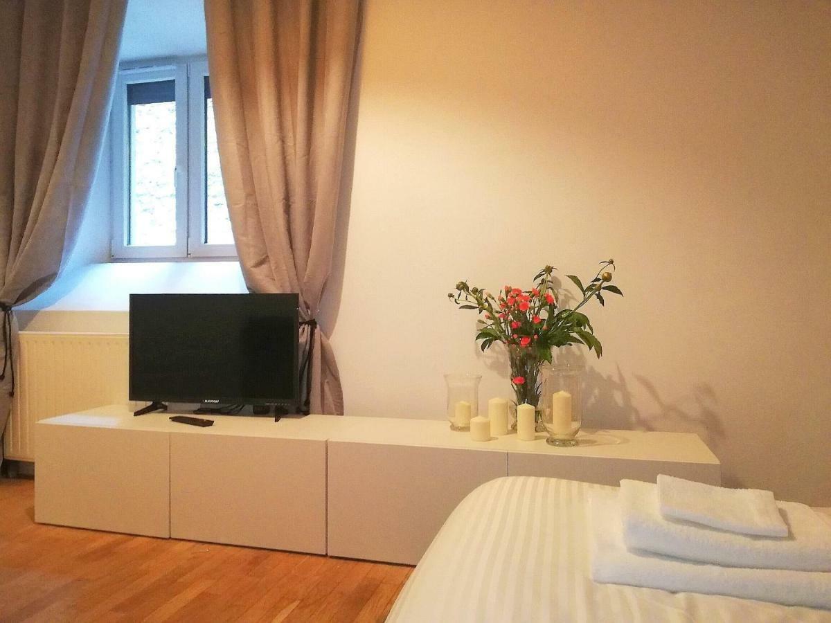 A&k Apartment *